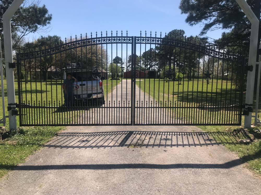 driveway swing gate