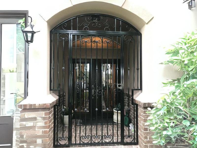 porch enclosure gates